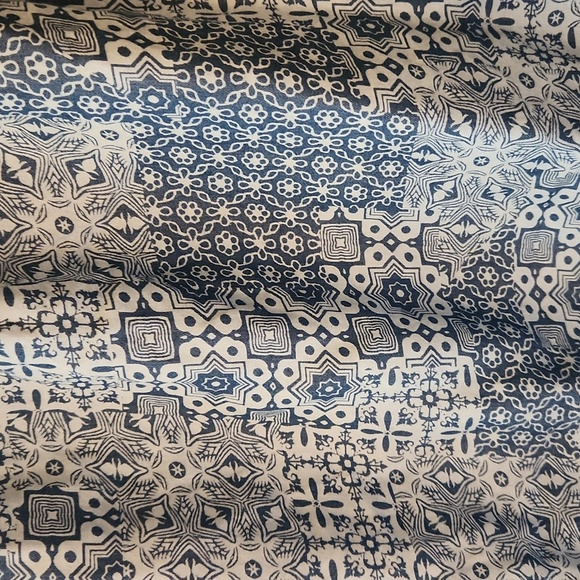 Jane and Delancey Shorts Womens Size 2X Blue Handkerchief Bandana Flowy Pockets - Picture 7 of 10